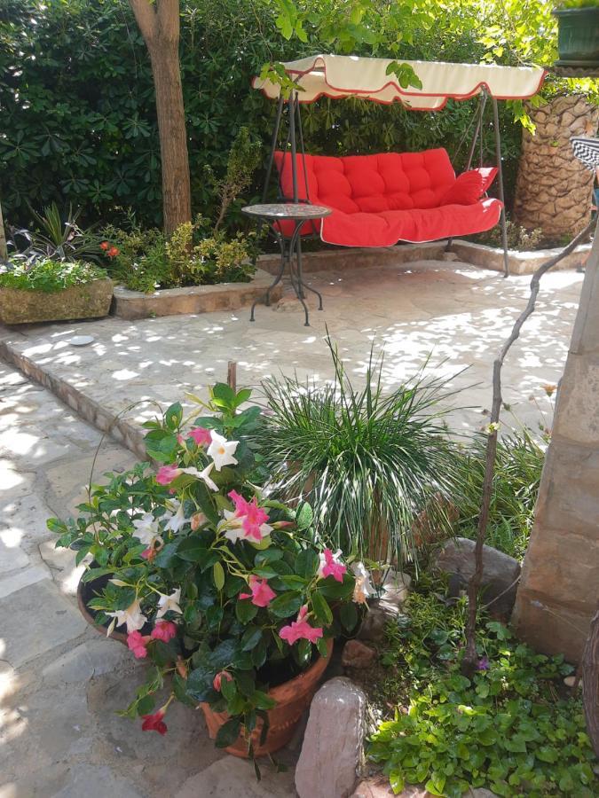 Sea-side Old Stone Villa with a private Garden Budua Esterno foto