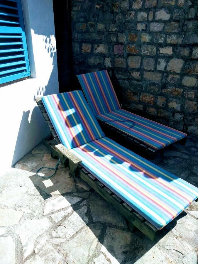 Sea-side Old Stone Villa with a private Garden Budua Esterno foto